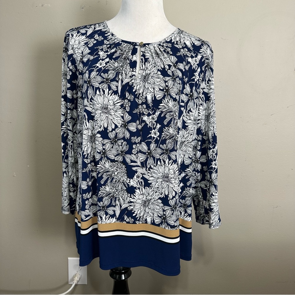 Liz Claiborne women’s size extra large three-quarter sleeve floral blouse‎